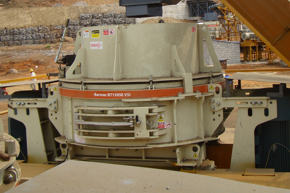 【技术解析】立式冲击式破碎机的破碎原理与技术特点